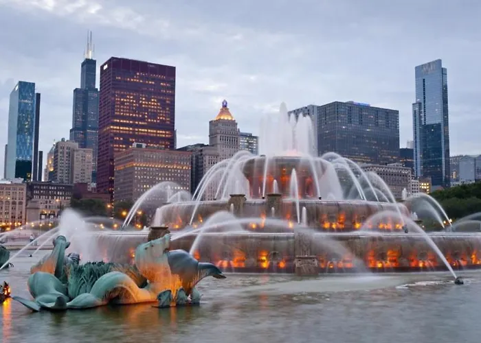 South Loop 3br Near Lakefront Trail, Field Museum & Adler Planetarium Apartamento Chicago