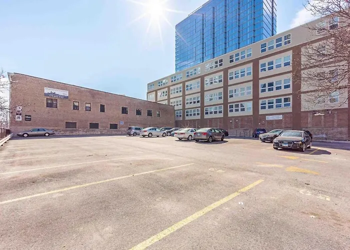 South Loop 3br Near Lakefront Trail, Field Museum & Adler Planetarium